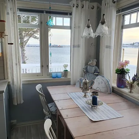 Knut Ellingsen Ferienhaus Reine